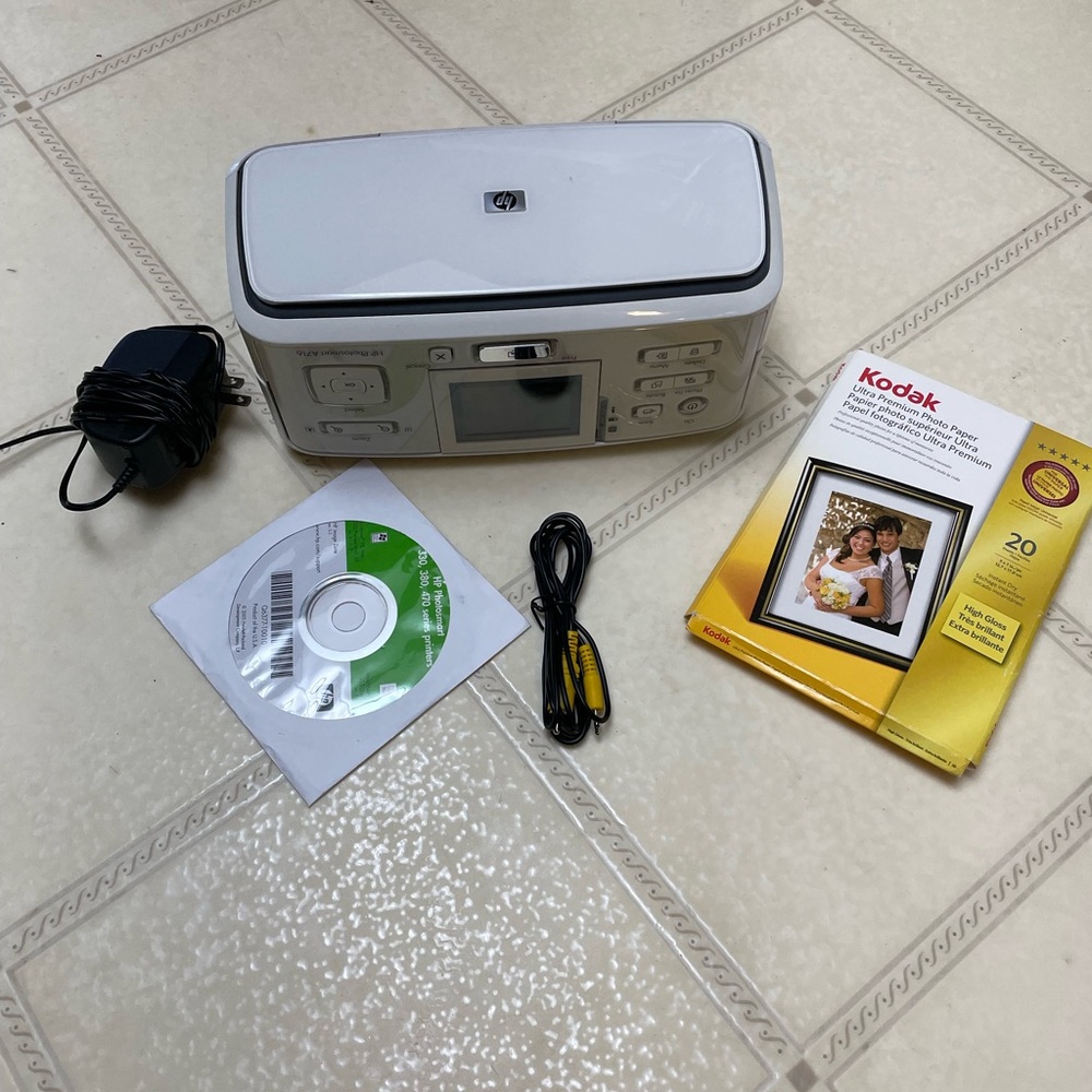 HP Photosmart A710 Series Compact White Portable Photo Printer